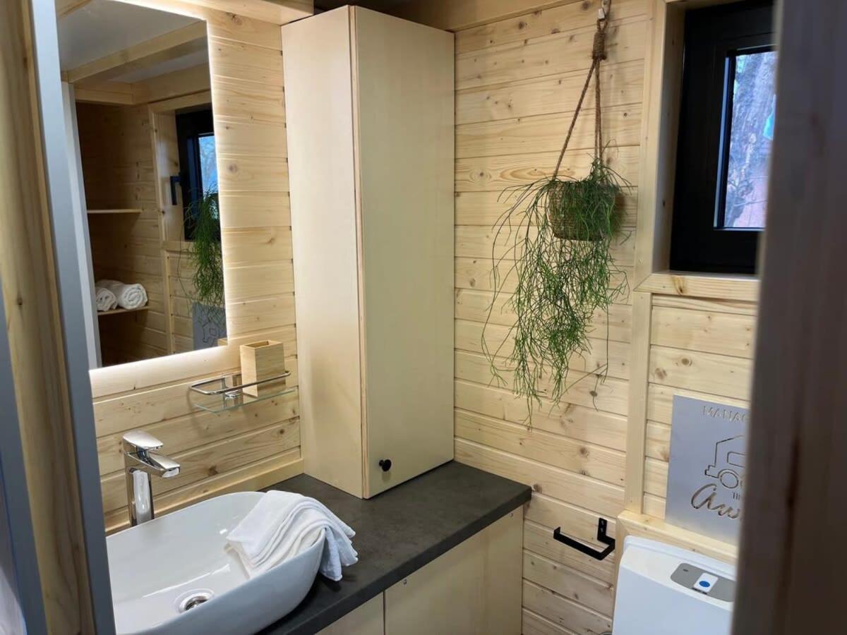 ザットレット Lisi Grun Tiny House By Tiny Awayヴィラ エクステリア 写真