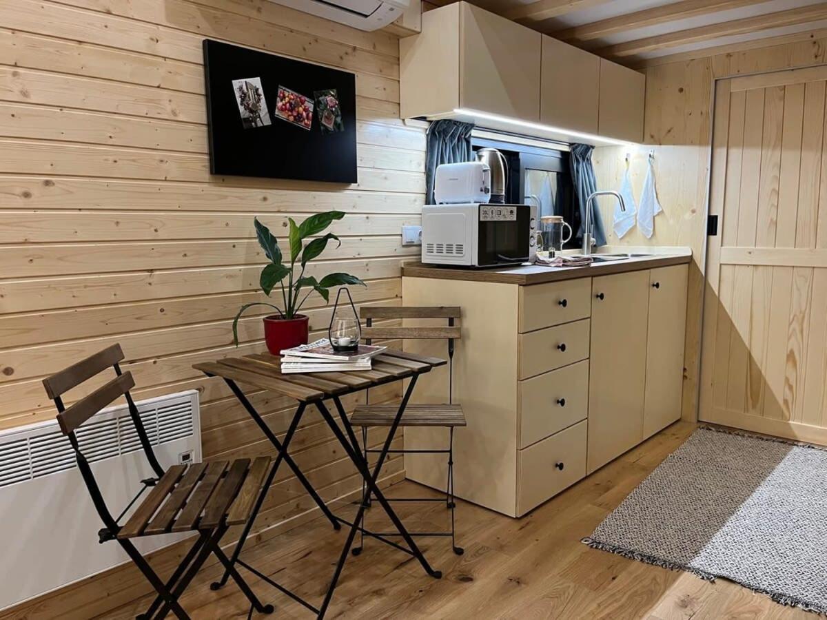 ザットレット Lisi Grun Tiny House By Tiny Awayヴィラ エクステリア 写真