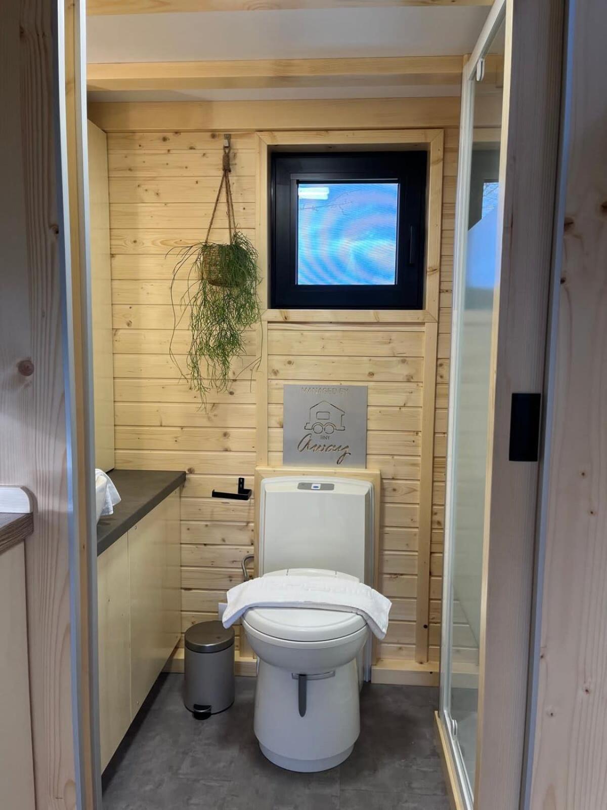 ザットレット Lisi Grun Tiny House By Tiny Awayヴィラ エクステリア 写真